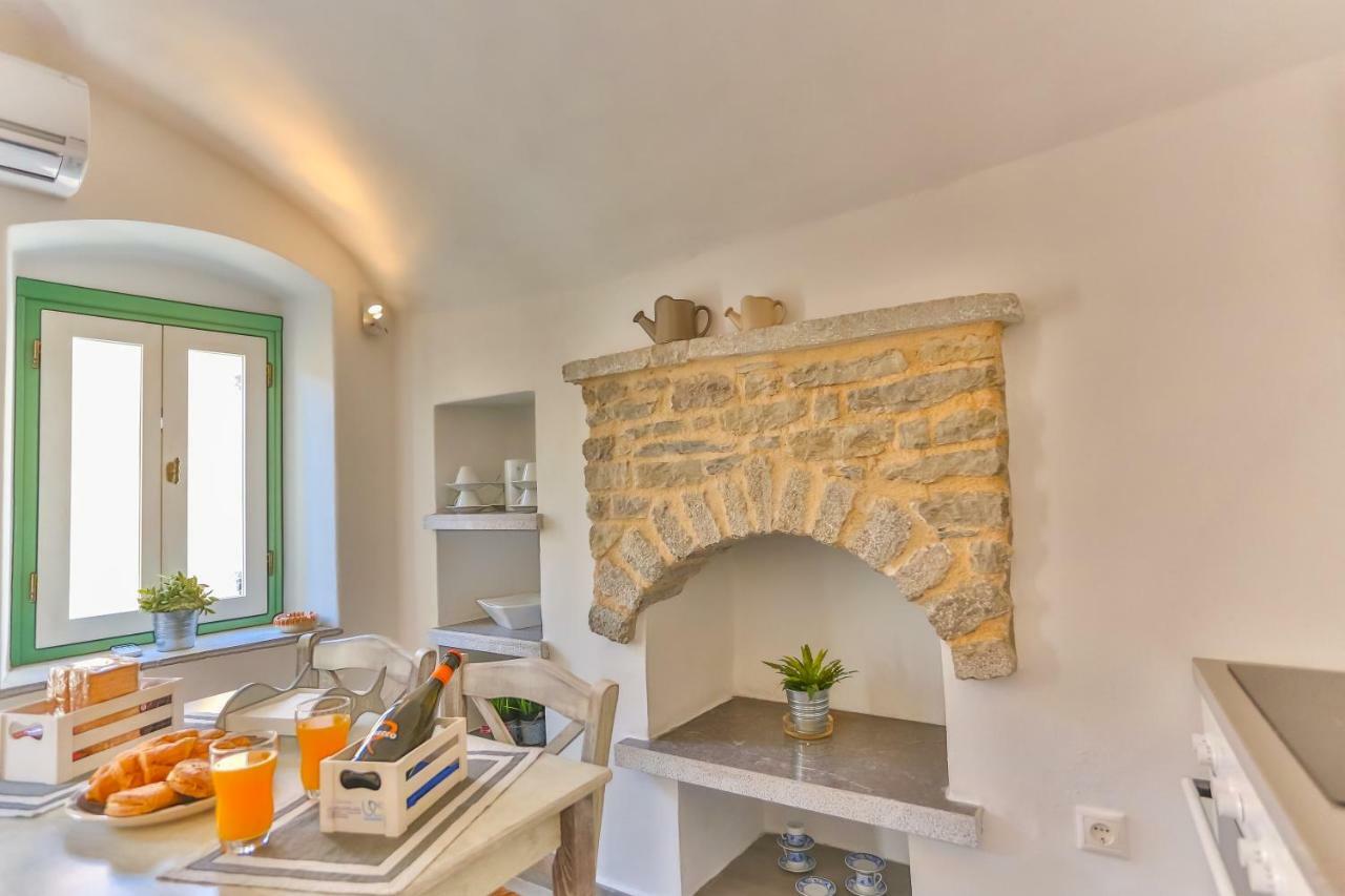 Annika Deluxe Apartments Symi Bagian luar foto